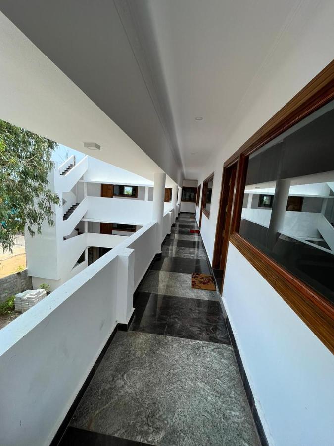 Anand Beach Guesthouse By Moonrocks มหาพลีปุรัม ภายนอก รูปภาพ