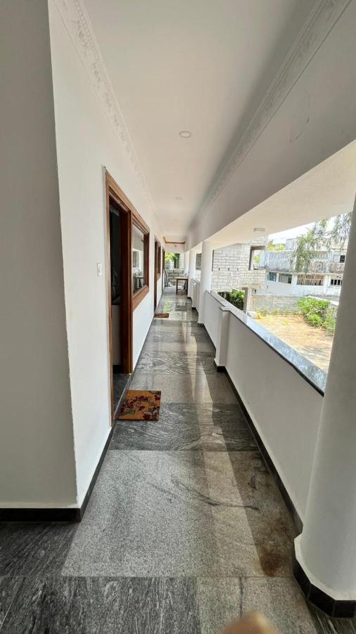 Anand Beach Guesthouse By Moonrocks มหาพลีปุรัม ภายนอก รูปภาพ